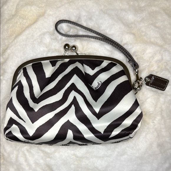 Coach Zebra print Satin Wristlet💗 - Picture 1 of 9